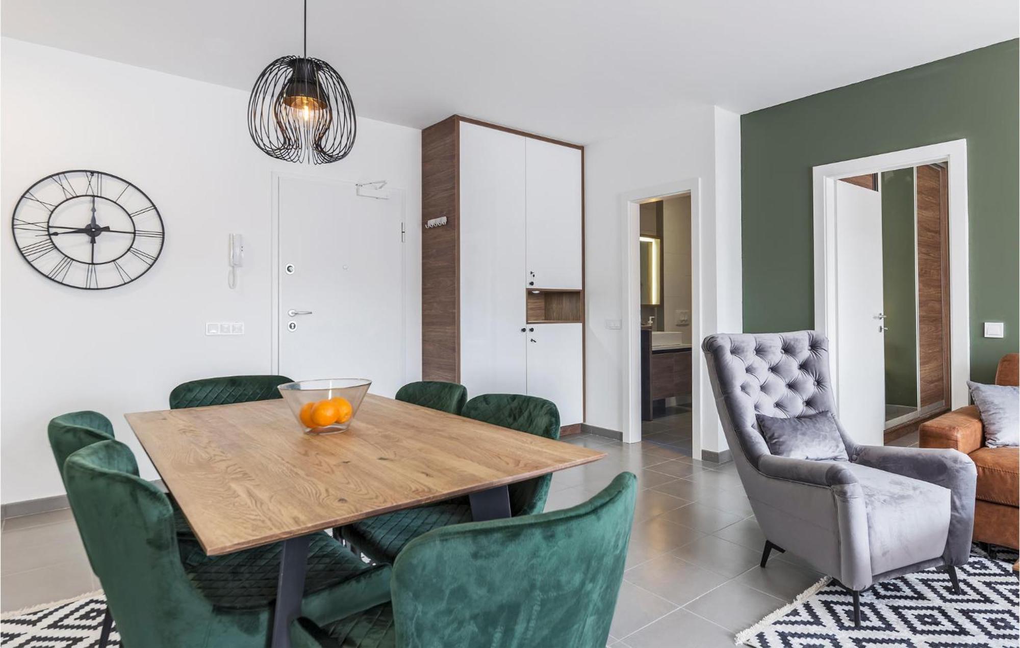 Amazing Apartment In Premantura With Kitchen Dış mekan fotoğraf