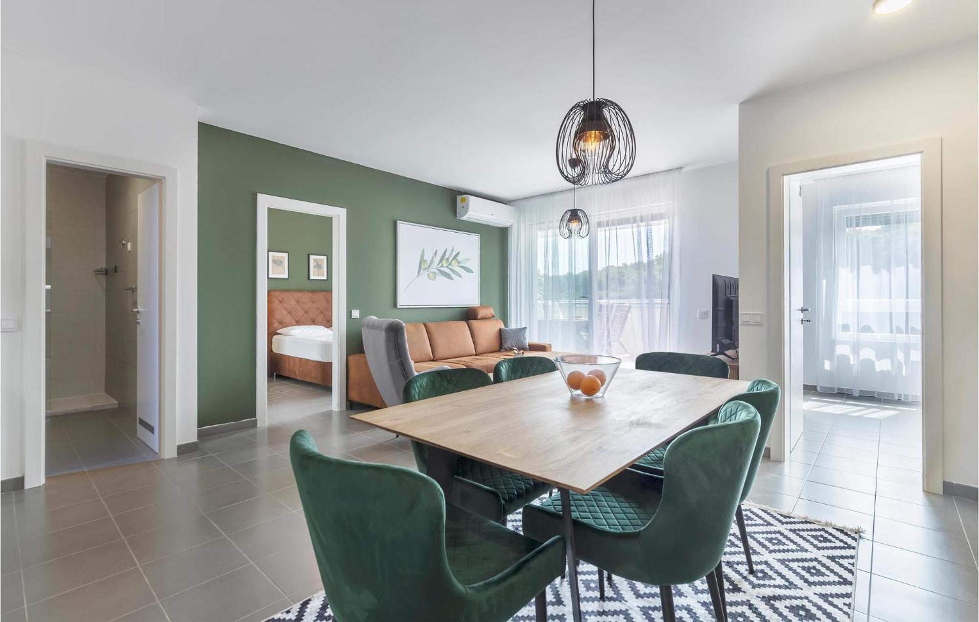 Amazing Apartment In Premantura With Kitchen Dış mekan fotoğraf